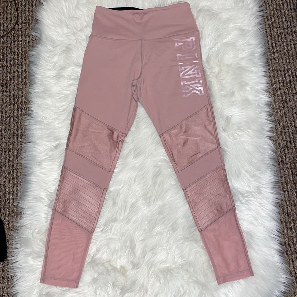 NWOT VS Pink ultimate leggings